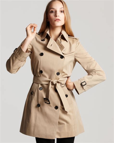 wear burberry trench coat|Burberry trench coats damen.